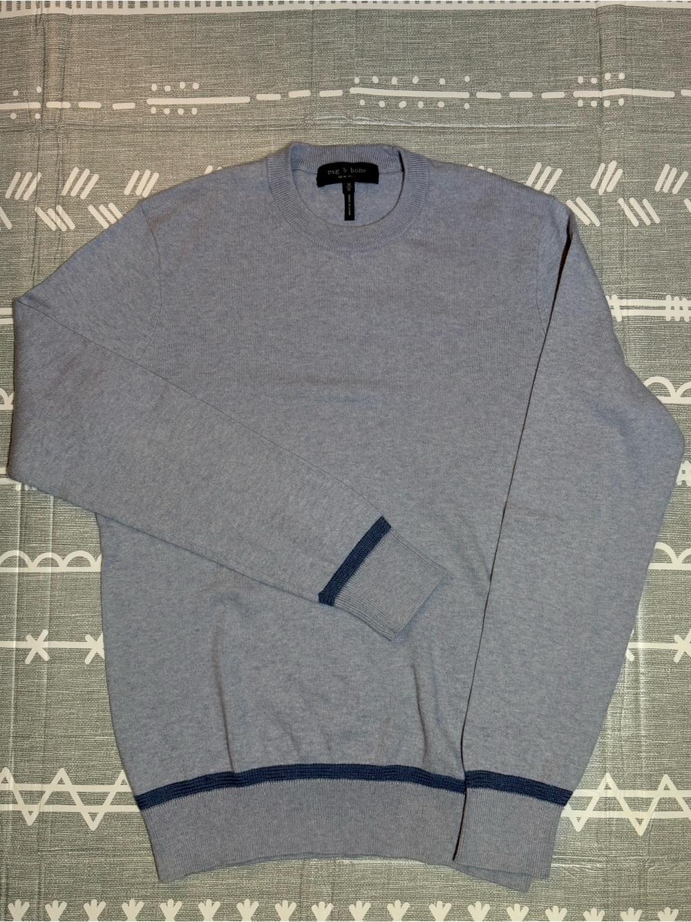 rag & bone Men's Light Gray Crewneck Sweater with Navy Trim